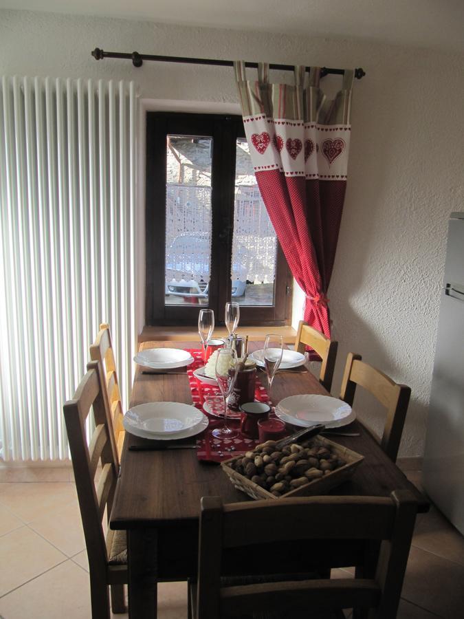 Maison Des Abeilles Vda Gressan N 0028 Εξωτερικό φωτογραφία